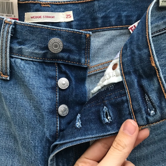 NWT Levi’s Wedgie Straight Selvedge - Picture 7 of 8